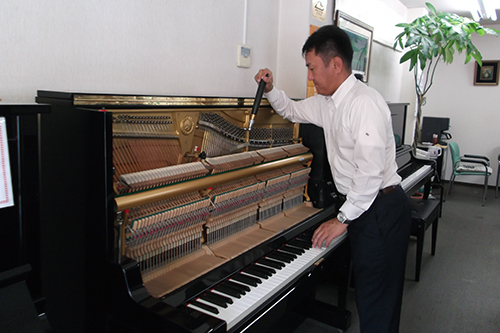 ピアノ調律画像1